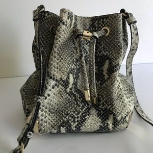 Vince camuto handbag bucket python jane